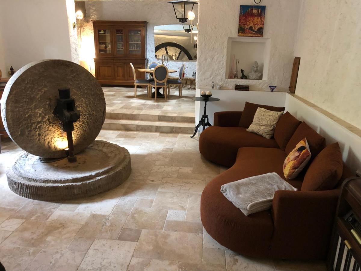 Moulin A Huile Chambre D'Hotes Vins-sur-Caramy Luaran gambar